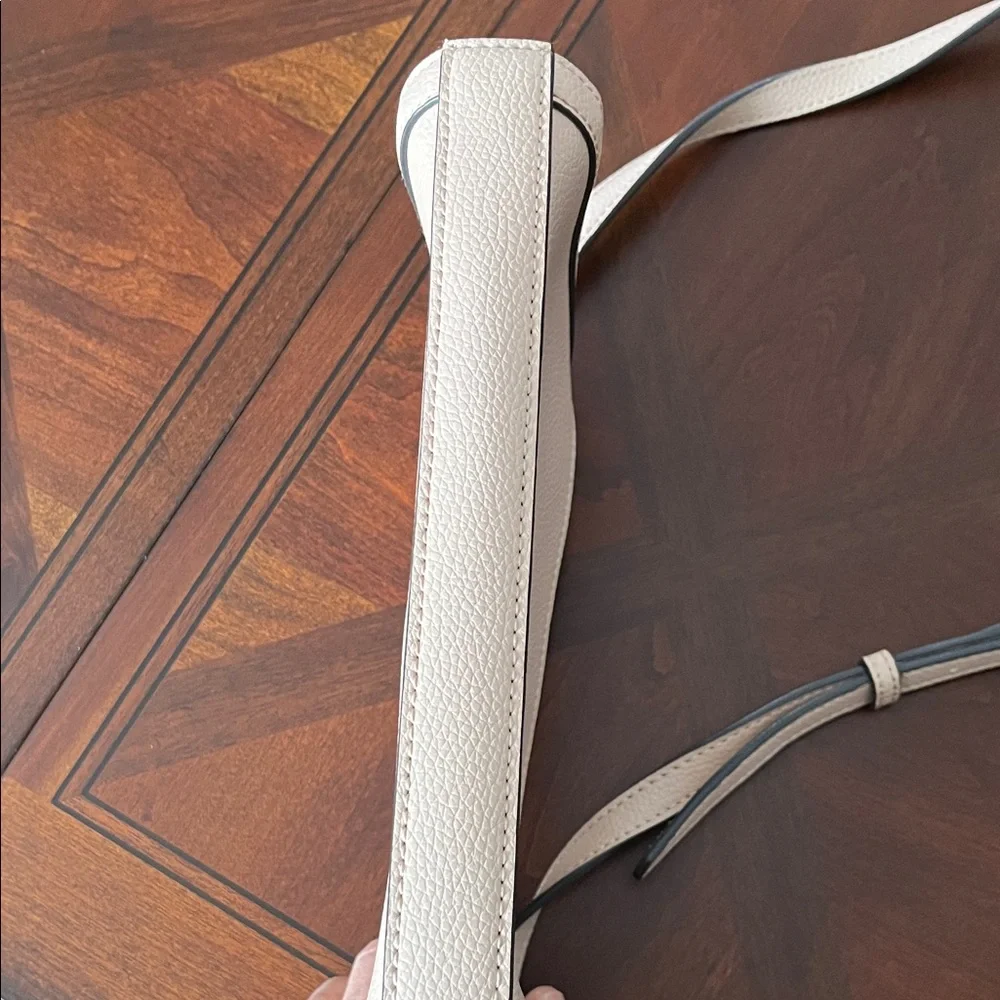 Karl Lagerfeld Crossbody Bag - Picture 5 of 5